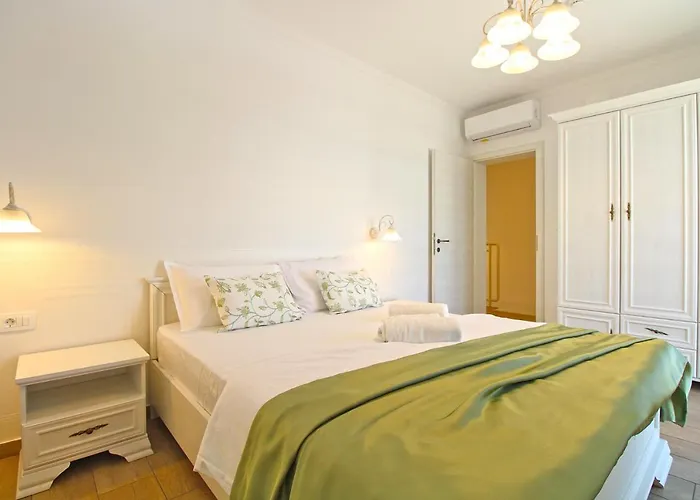 Dream Place 2173 * Bale